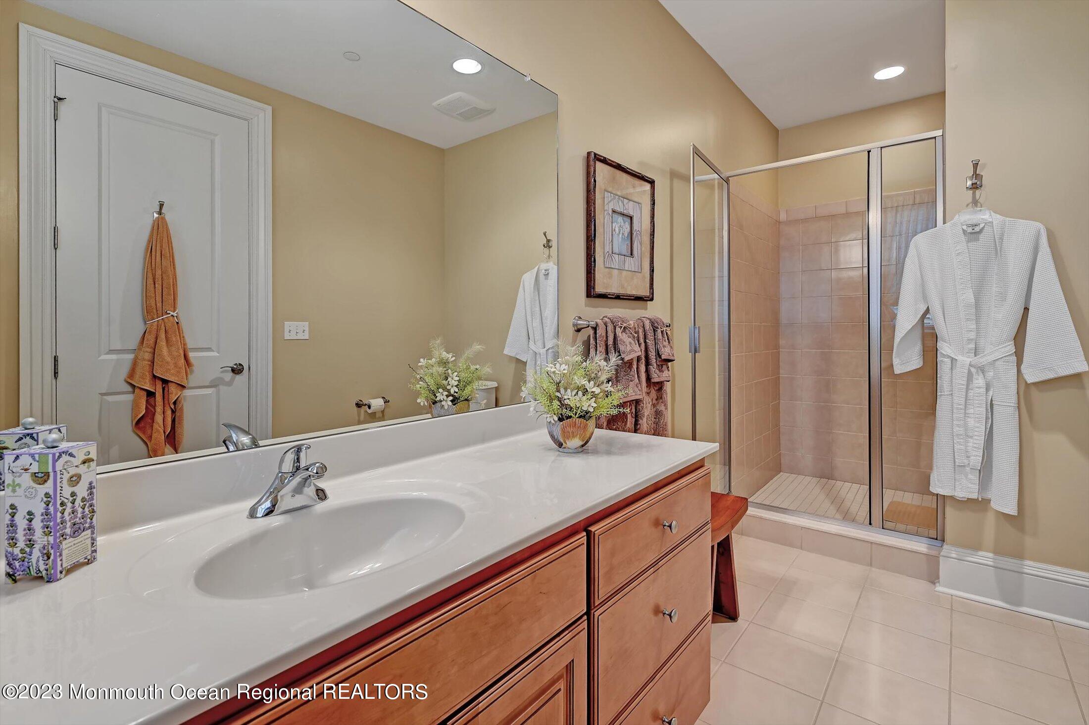 232 Oval Road Manasquan, NJ 08736 - Photo 36 of 56 36-2nd full bath