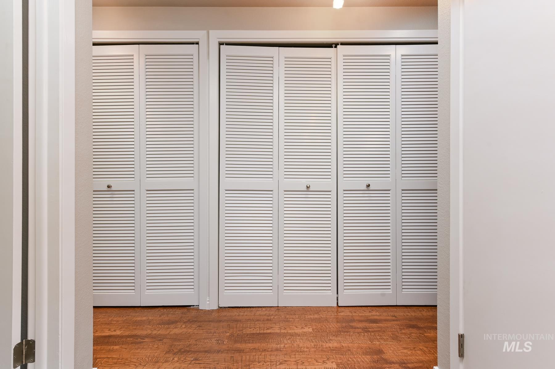 7208 West Cascade Street Boise, ID 83704 - Photo 29 of 49 Detailed view of wood finished floors