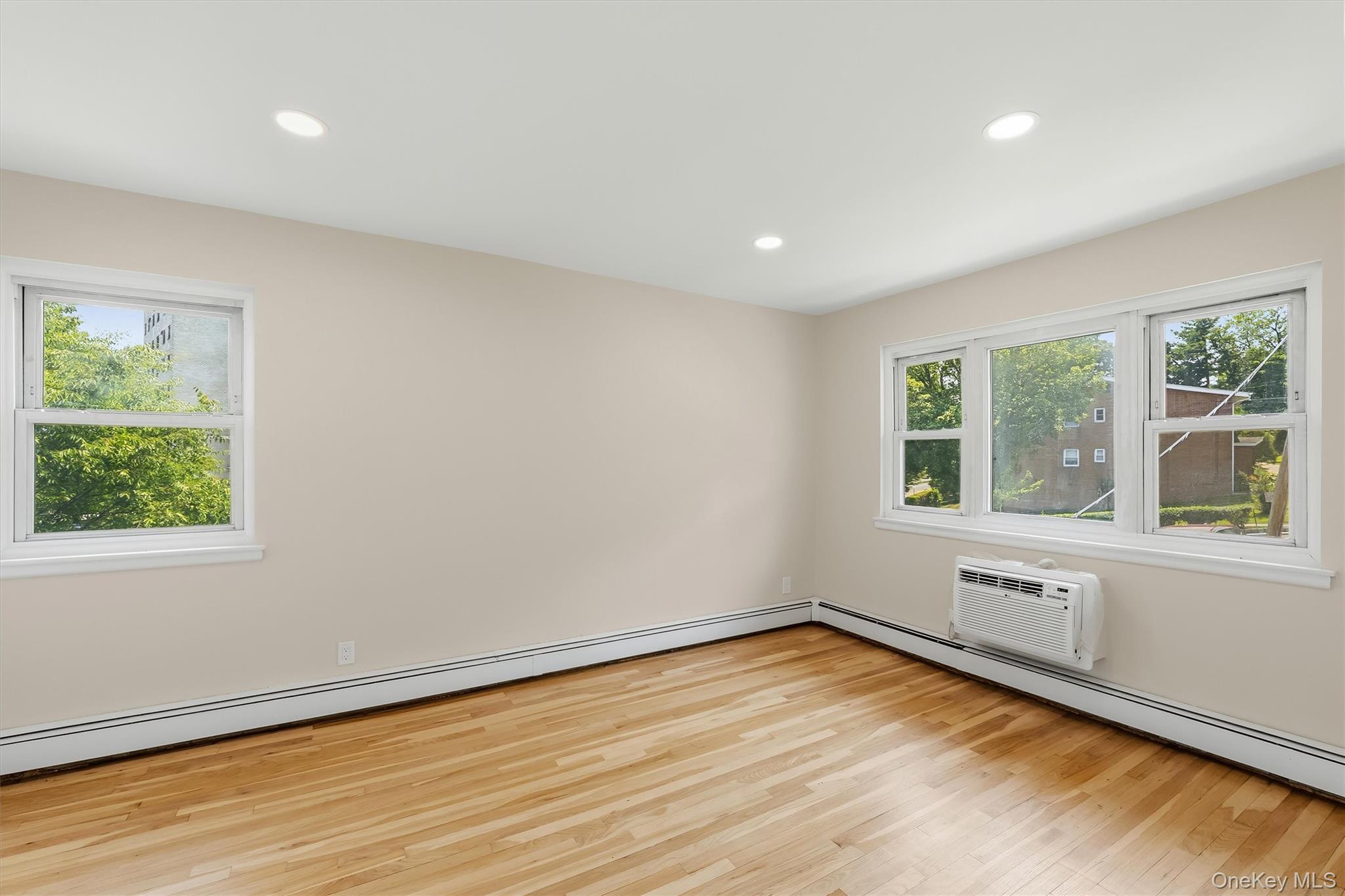 665 Pelham Road, Unit A15 New Rochelle, NY 10805 - Photo 25 of 33 Gallery Image 25