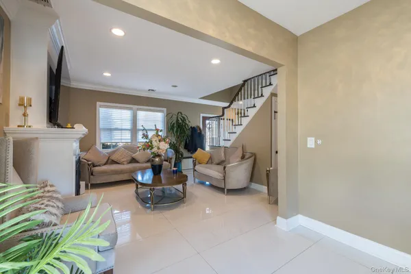 $1,100,000 | 732 Sunrise Avenue, Bellmore, NY 11710