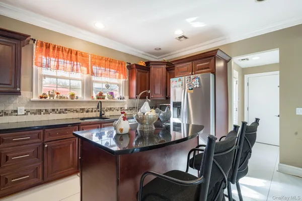 $1,100,000 | 732 Sunrise Avenue, Bellmore, NY 11710