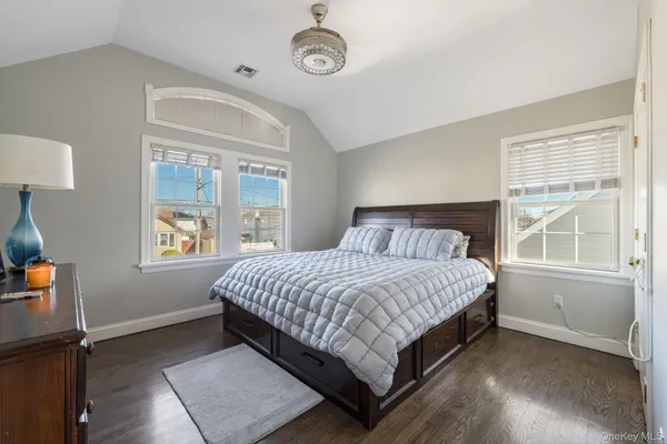 $1,100,000 | 732 Sunrise Avenue, Bellmore, NY 11710