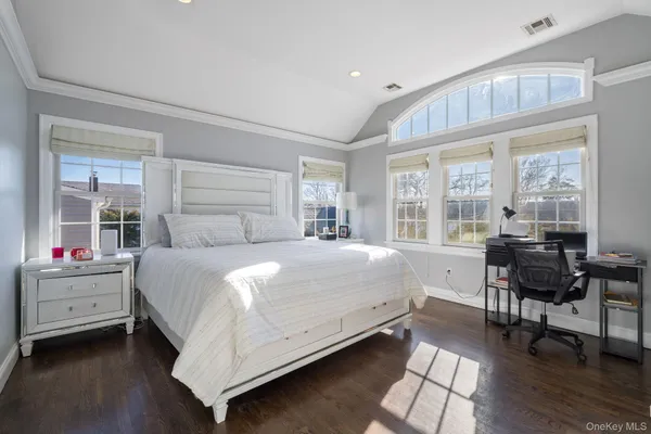 $1,100,000 | 732 Sunrise Avenue, Bellmore, NY 11710