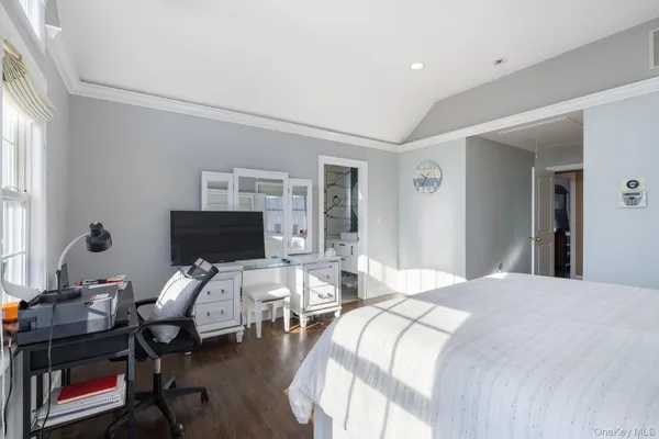 $1,100,000 | 732 Sunrise Avenue, Bellmore, NY 11710