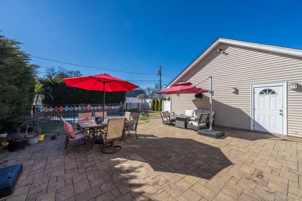 $1,100,000 | 732 Sunrise Avenue, Bellmore, NY 11710