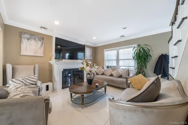 $1,100,000 | 732 Sunrise Avenue, Bellmore, NY 11710