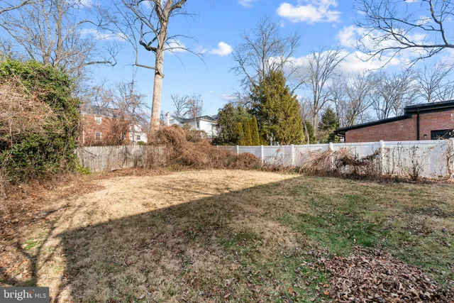 $1,175,000 | 5517 Huntington Parkway, Bethesda, MD 20814