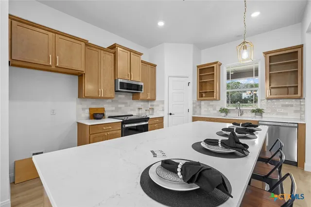 $435,000 | 15938 Brazos Drive, Temple, TX 76502