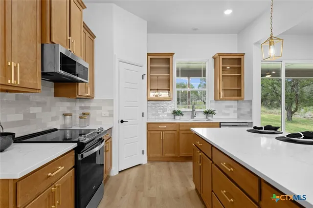 $435,000 | 15938 Brazos Drive, Temple, TX 76502