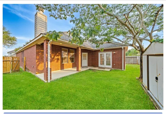 $1,935 | 4815 Plum Forest Road, Houston, TX 77084