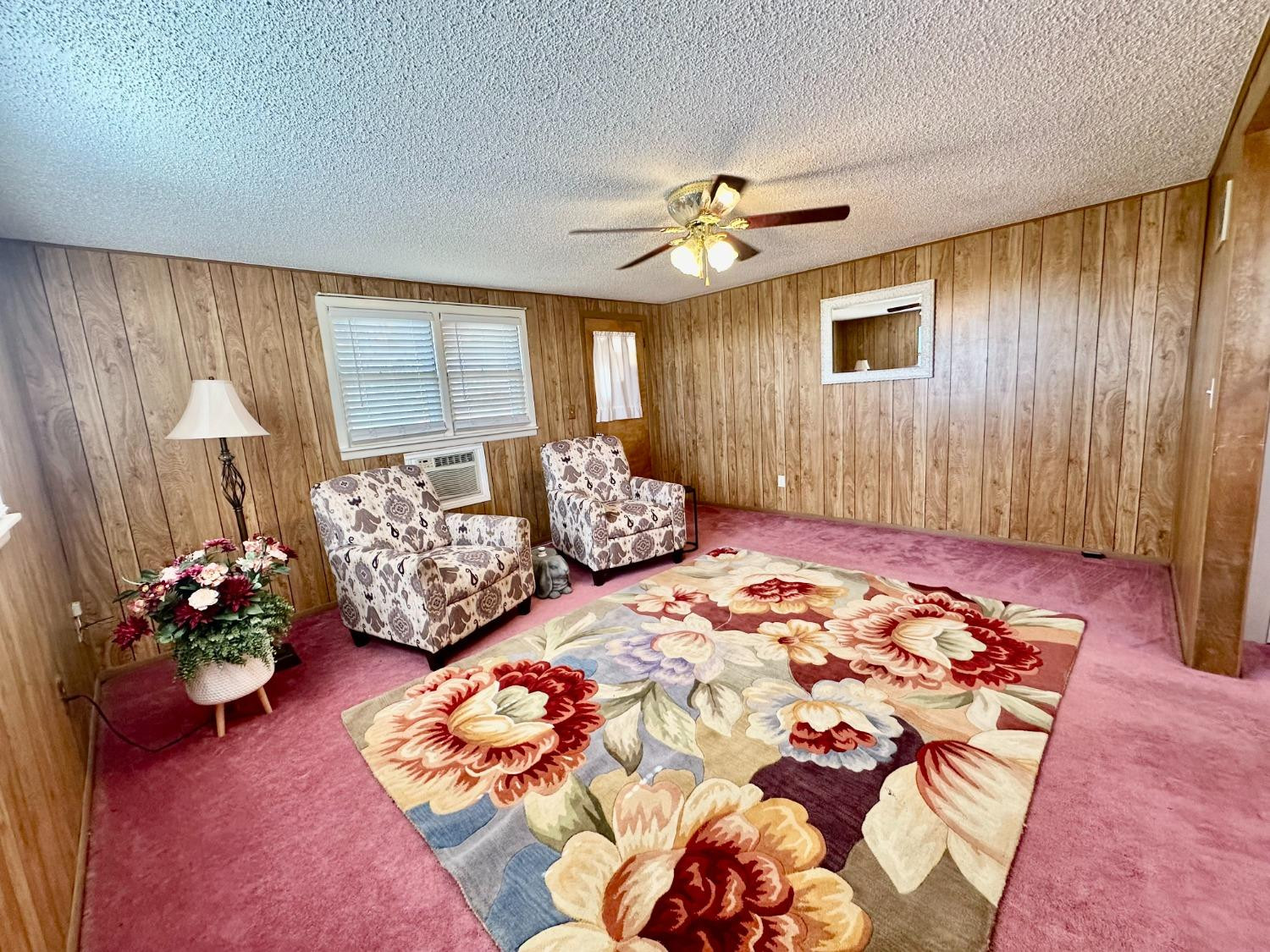 615 Highway 84 Friona, TX 79035 - Photo 13 of 41 a bedroom with bed and window