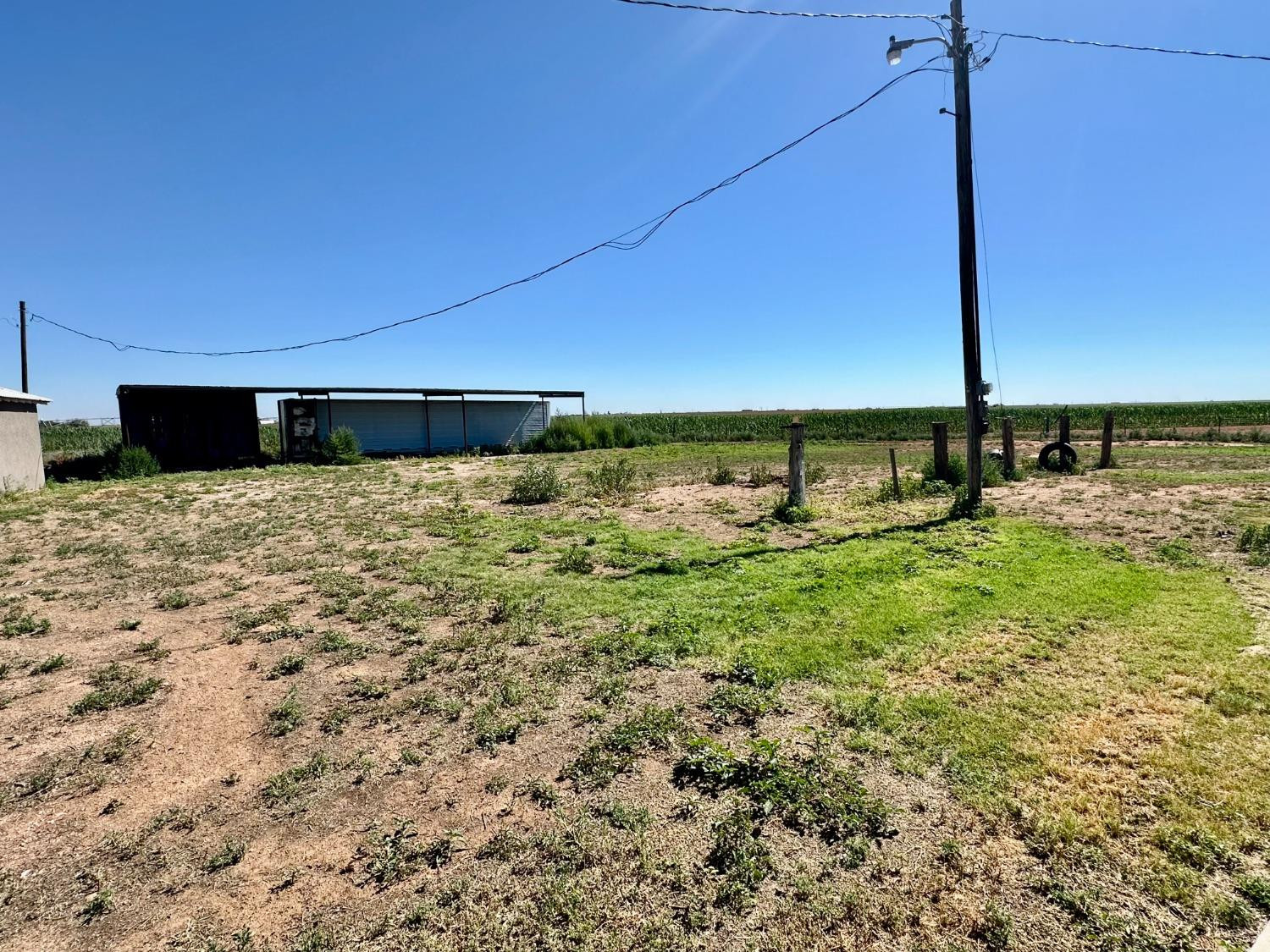 615 Highway 84 Friona, TX 79035 - Photo 34 of 41 a view of a terrace