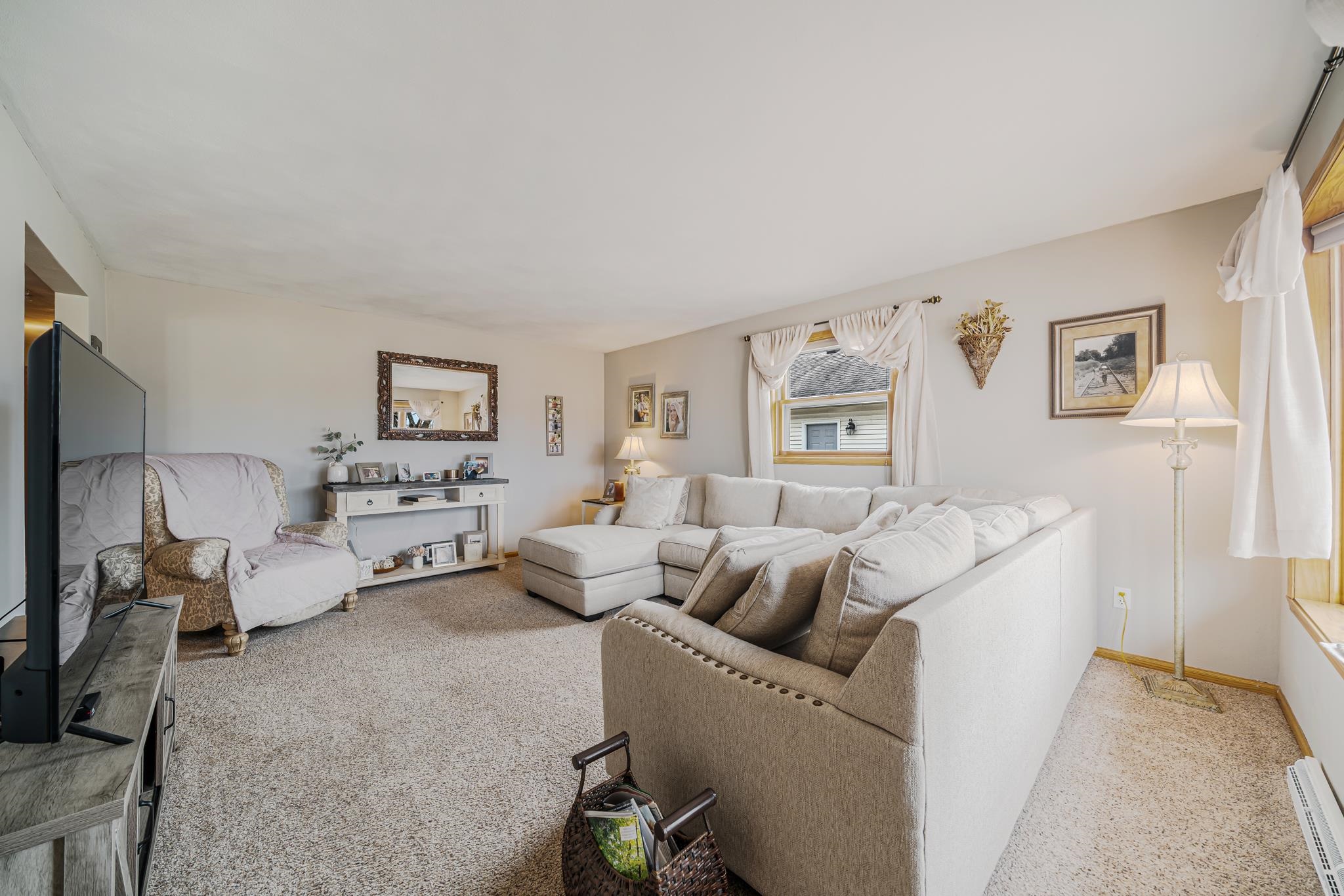 607 Homestead Trail Kimberly, WI 54136 - Photo 5 of 43