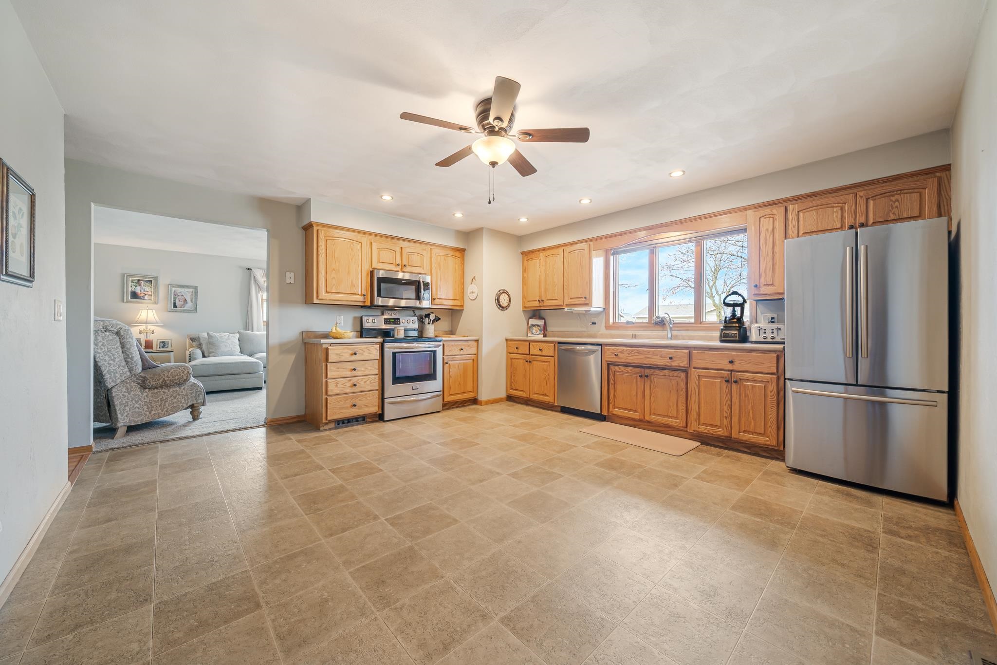 607 Homestead Trail Kimberly, WI 54136 - Photo 7 of 43