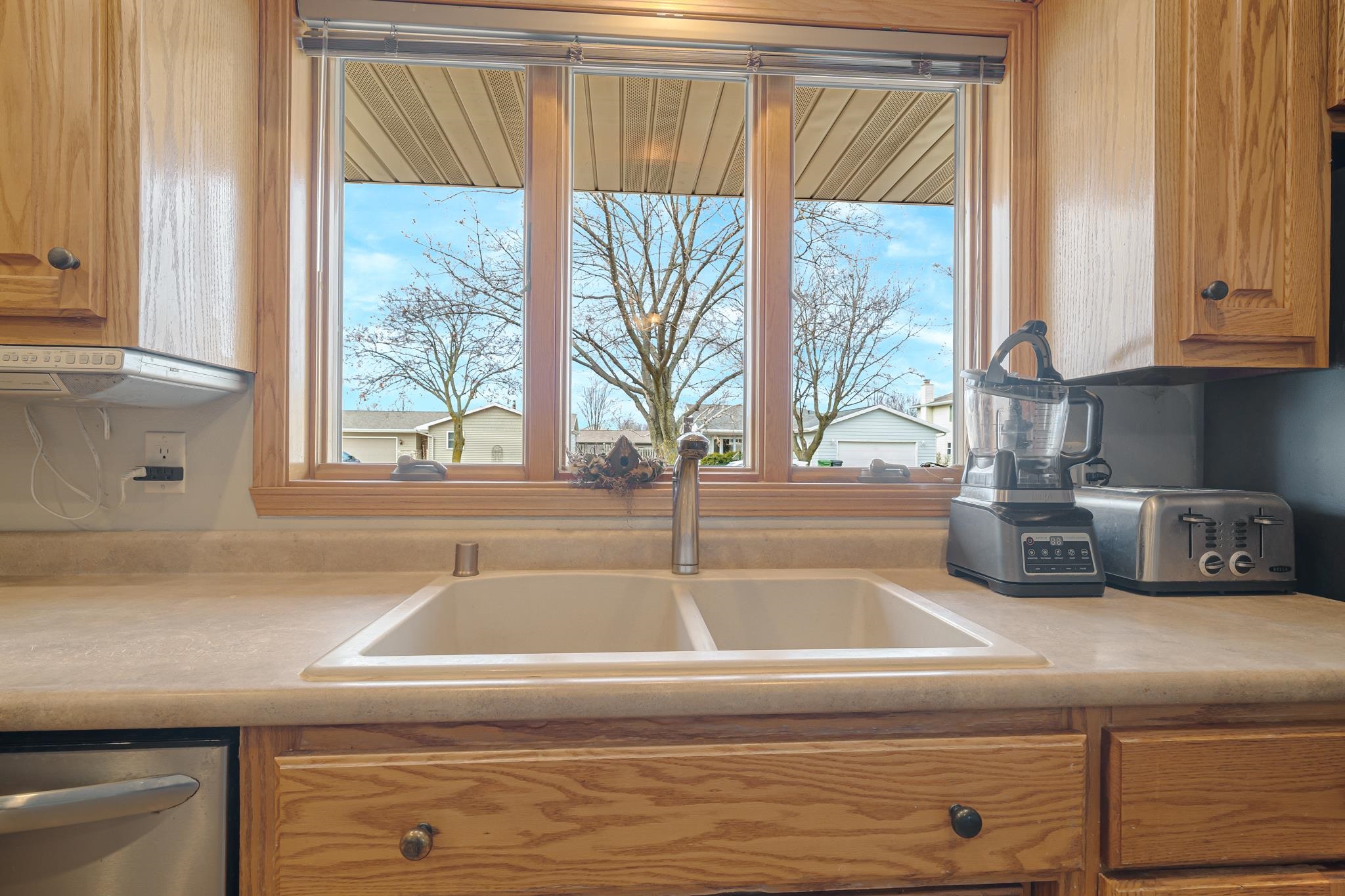 607 Homestead Trail Kimberly, WI 54136 - Photo 9 of 43