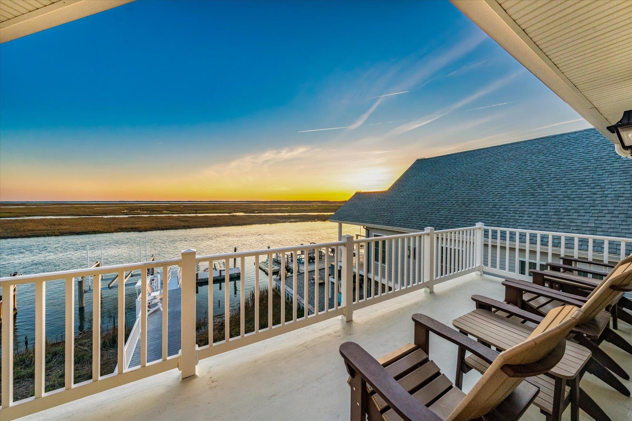11 Leonard's Lane Avalon, NJ 08202 - Photo 34 of 34 a view of a balcony with wooden floor
