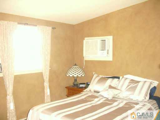 1329 Seneca Road North Brunswick, NJ 08902 - Photo 7 of 8 Gallery Image 7
