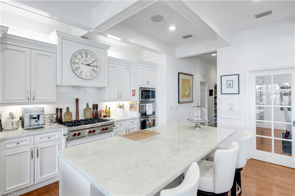 180 Edgemere Way South Naples, FL 34105 - Photo 13 of 50