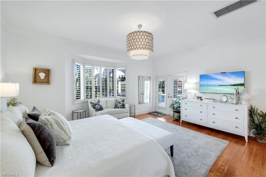 180 Edgemere Way South Naples, FL 34105 - Photo 23 of 50