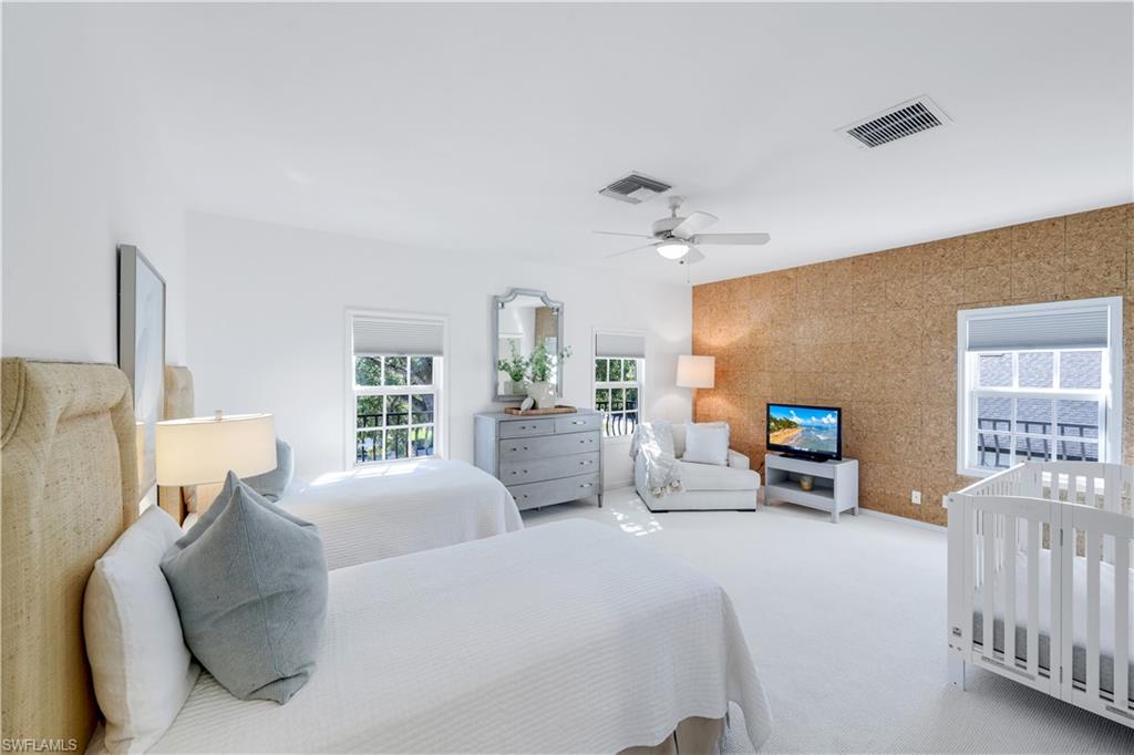 180 Edgemere Way South Naples, FL 34105 - Photo 30 of 50