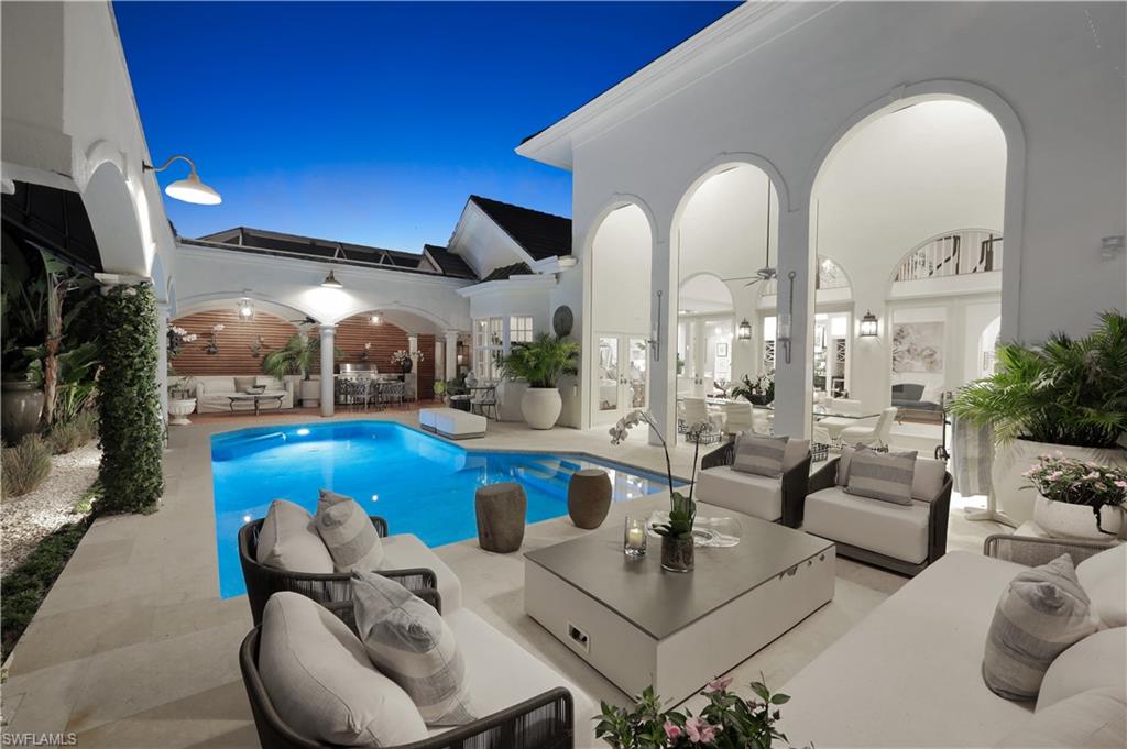 180 Edgemere Way South Naples, FL 34105 - Photo 5 of 50