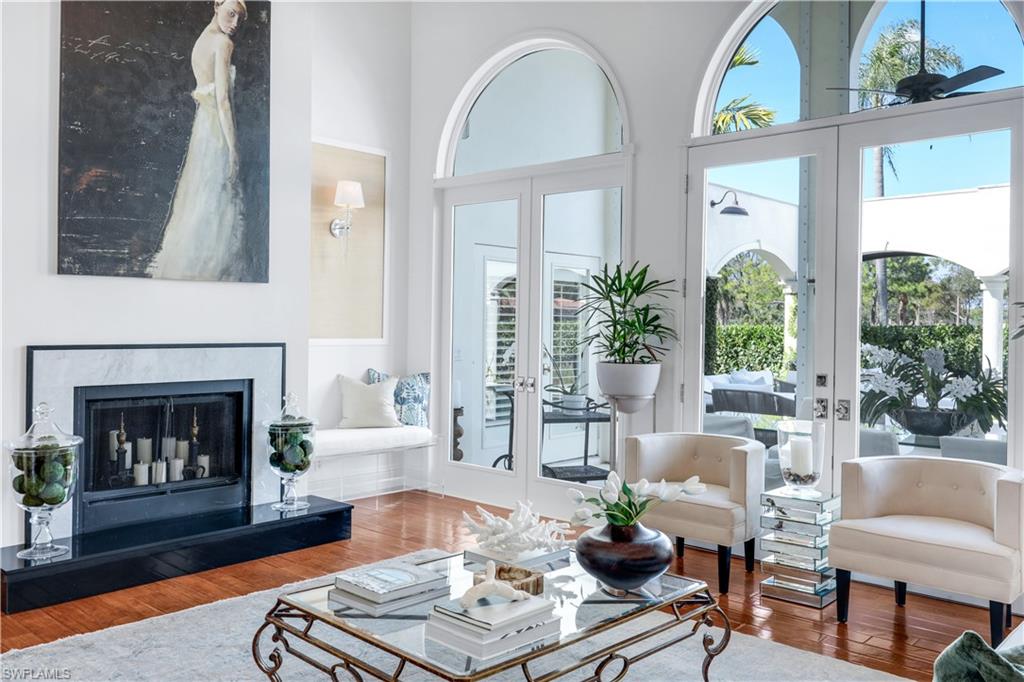 180 Edgemere Way South Naples, FL 34105 - Photo 10 of 50