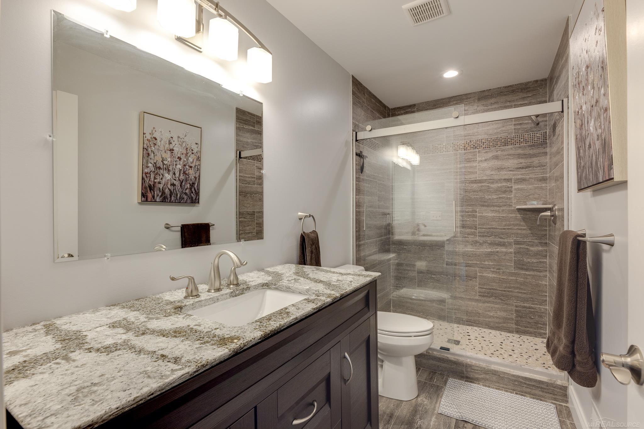 5372 Babcock Road Lexington, MI 48450 - Photo 27 of 51 Full Bath - Main Floor