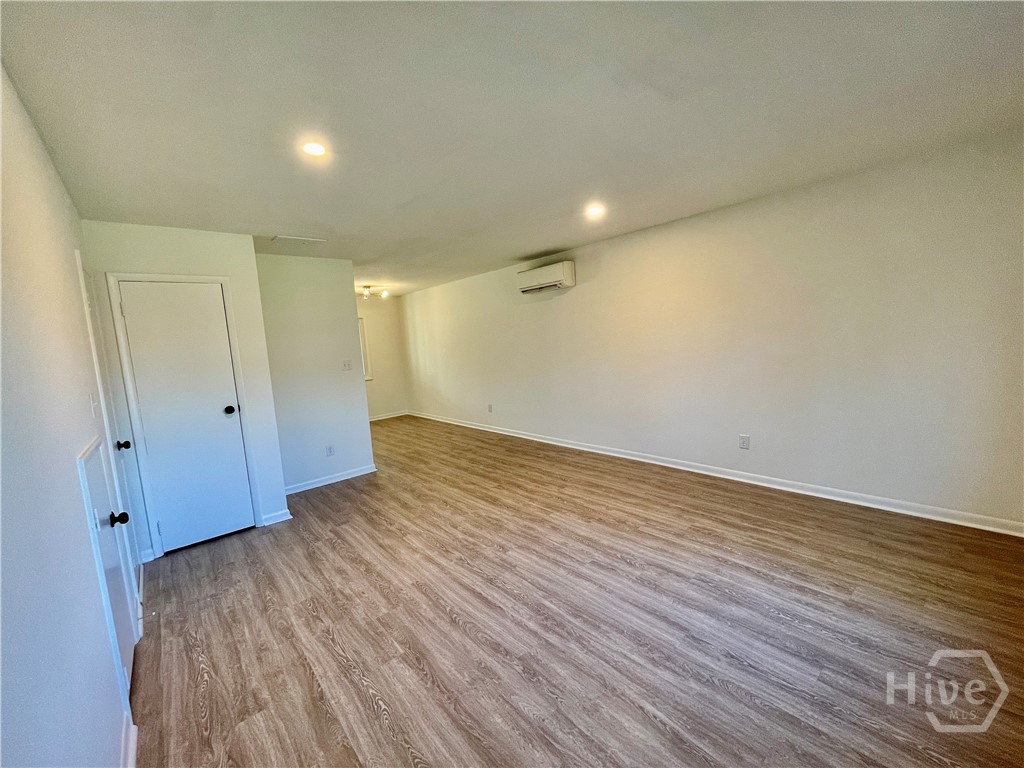 800 College Avenue Athens, GA 30601 - Photo 19 of 63 living room from front door