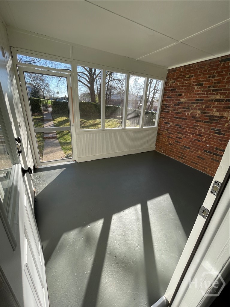 800 College Avenue Athens, GA 30601 - Photo 7 of 63 patio from front door