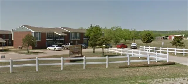 $667 | 325 Highway 6, Albany, TX 76430