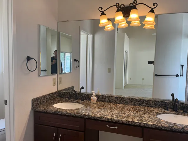 $3,250 | 40180 Eastwood Lane, Palm Desert, CA 92211