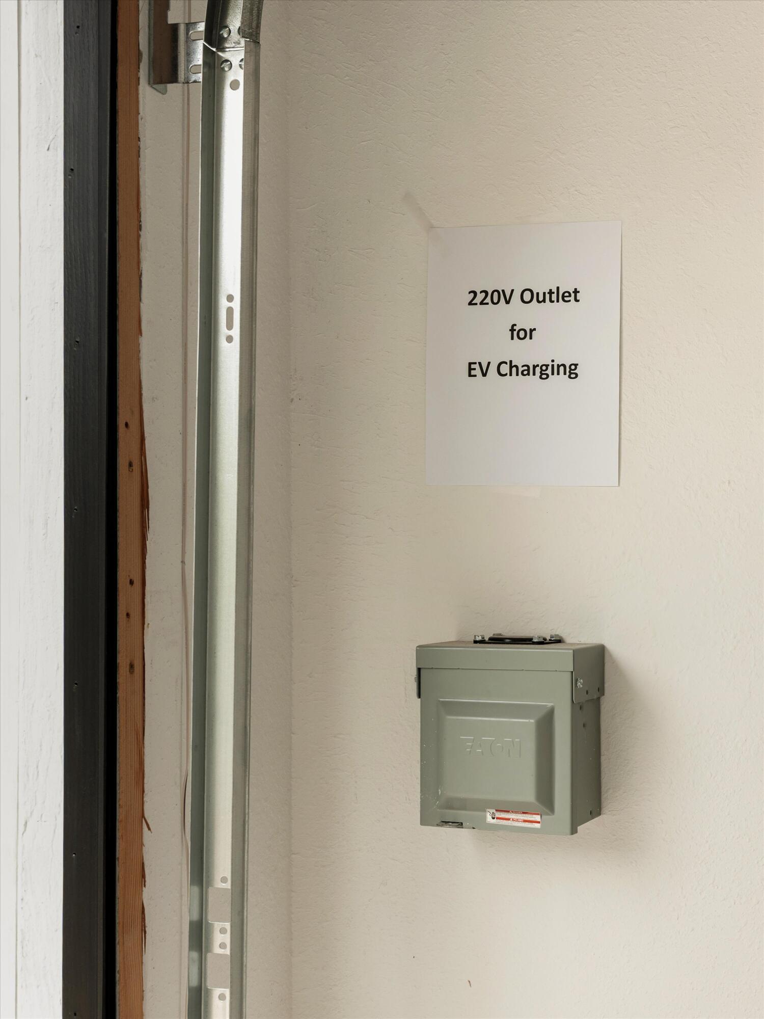 674 Burtis Street Santa Barbara, CA 93111 - Photo 19 of 29