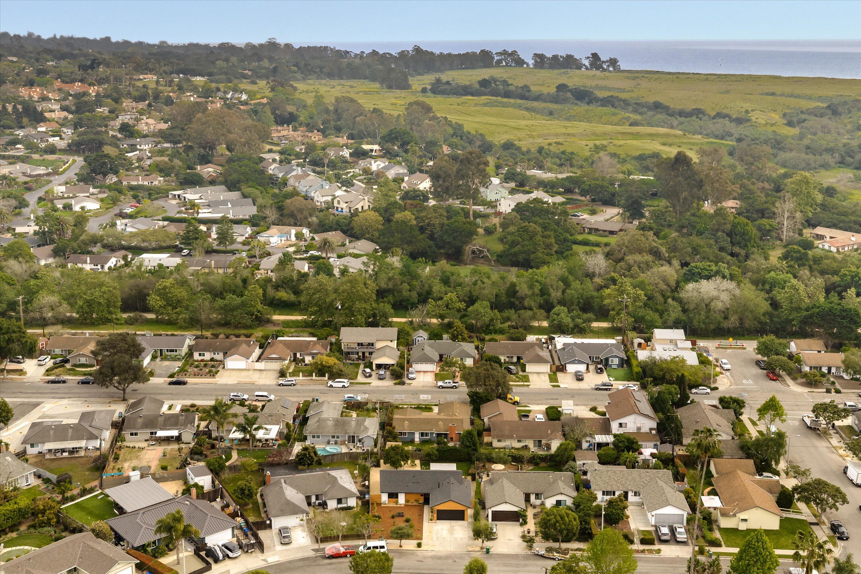 674 Burtis Street Santa Barbara, CA 93111 - Photo 28 of 29 a view of a city