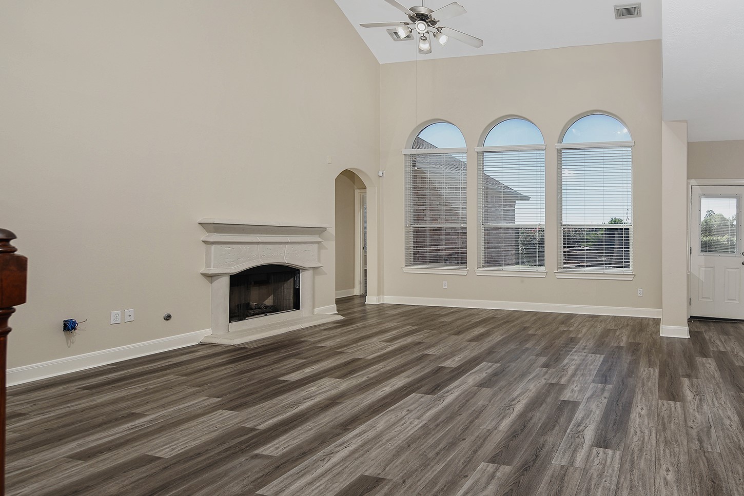 6327 Spring Creek Oaks Drive Spring, TX 77379 - Photo 6 of 33