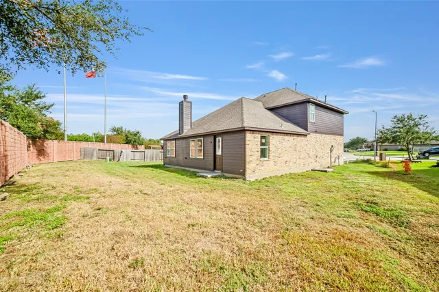 $466,990 | 1022 Fairway Drive, La Porte, TX 77571