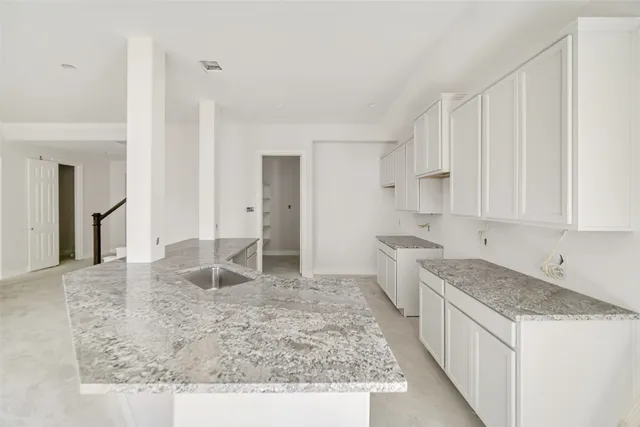 $466,990 | 1022 Fairway Drive, La Porte, TX 77571