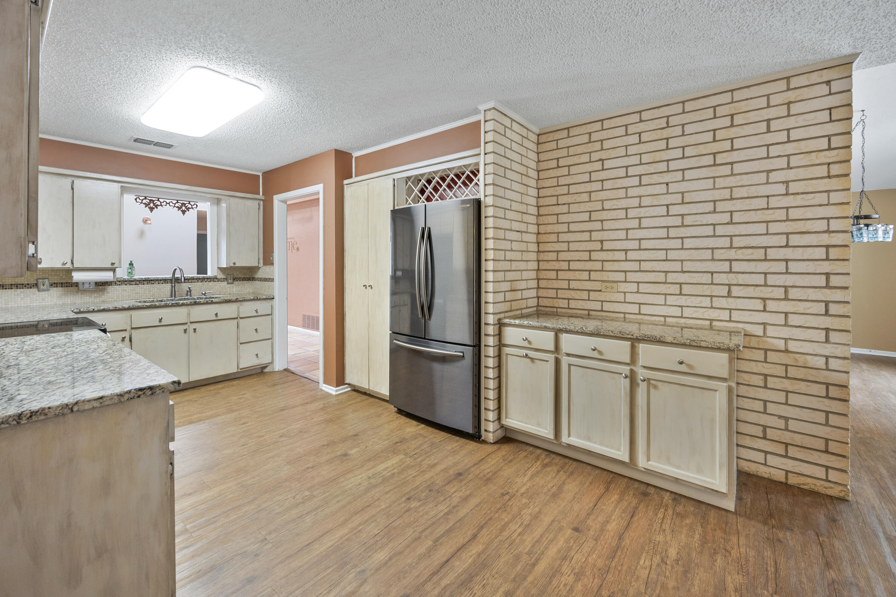 5217 89th Street Lubbock, TX 79424 - Photo 18 of 41 B66A1053copy