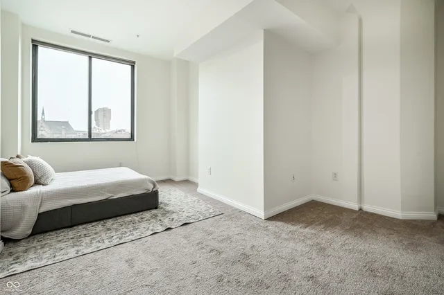 $370,000 | 225 North New Jersey Street, Unit 48, Indianapolis, IN 46204