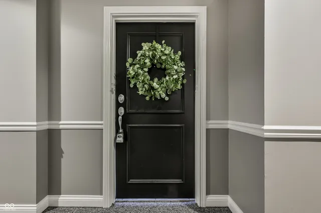 $370,000 | 225 North New Jersey Street, Unit 48, Indianapolis, IN 46204