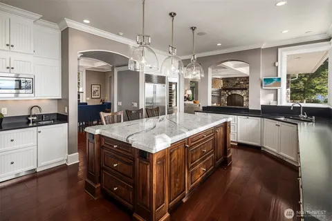 $6,590,000 | 5608 Tara Drive, Freeland, WA 98249