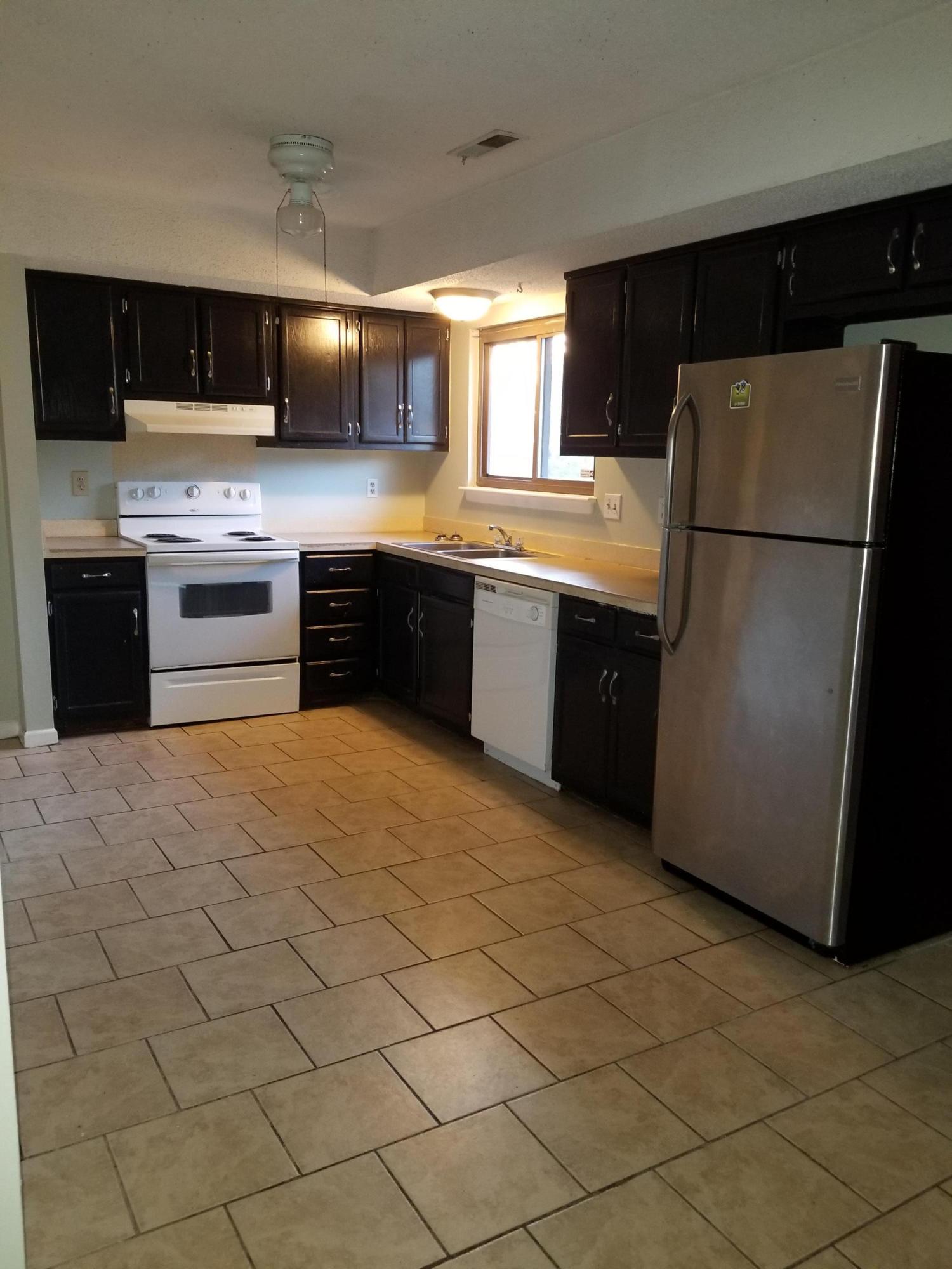 310 State Rd S-8-977 Moncks Corner, SC 29461 - Photo 9 of 22 20180223_175142