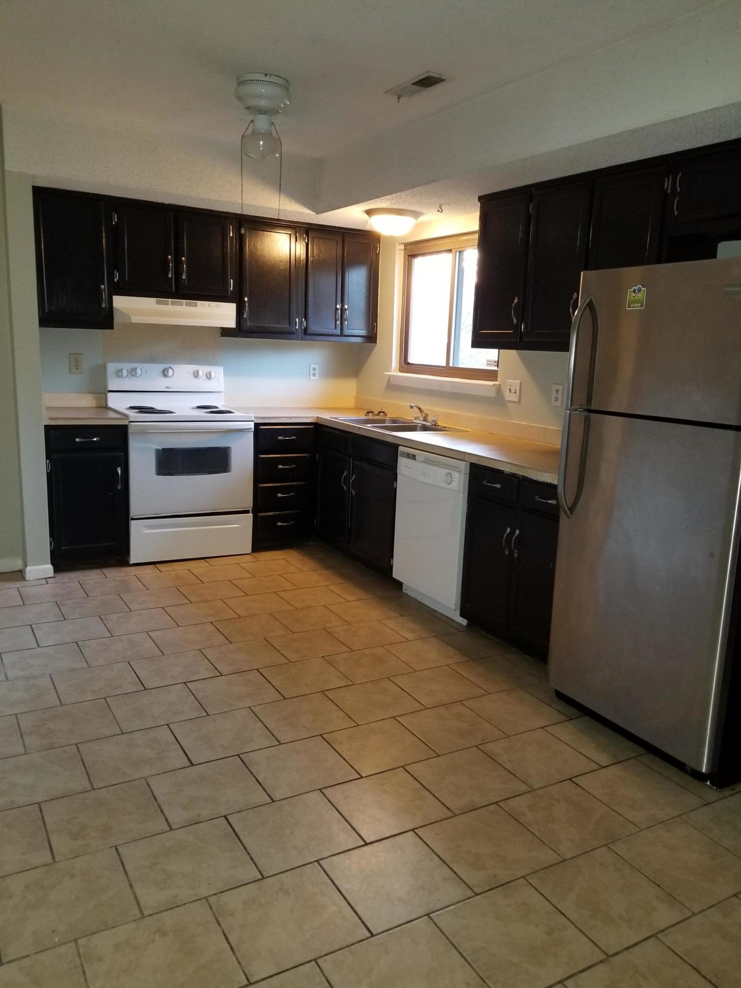 310 State Rd S-8-977 Moncks Corner, SC 29461 - Photo 10 of 22 20180223_175135