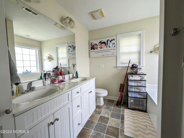 $2,000 | 205 Bell Ridge Lane, Hubert, NC 28539