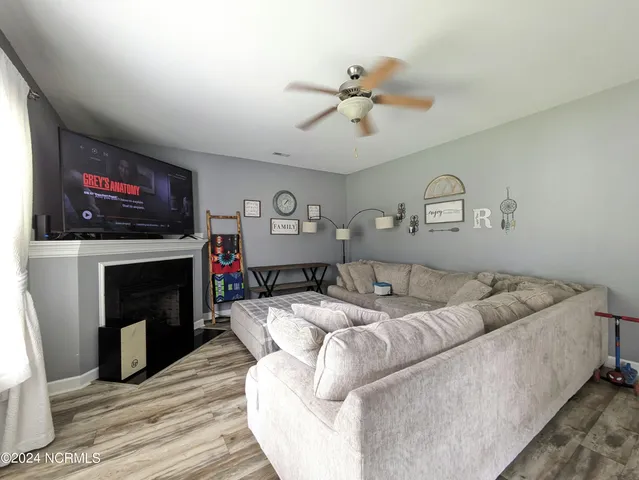 $2,000 | 205 Bell Ridge Lane, Hubert, NC 28539