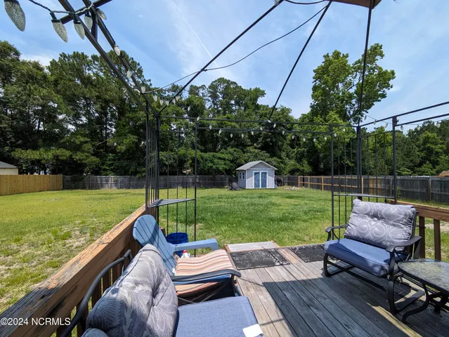 $2,000 | 205 Bell Ridge Lane, Hubert, NC 28539