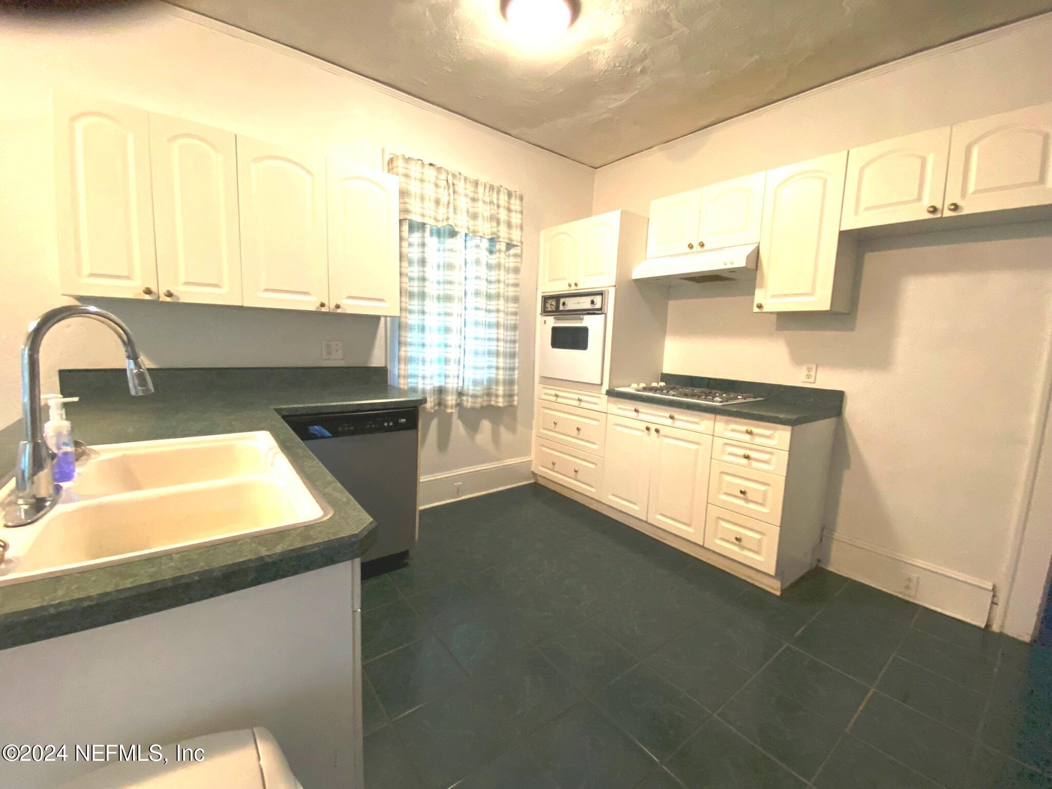 312 Oak Street Crescent City, FL 32112 - Photo 19 of 25 Kitchen 3