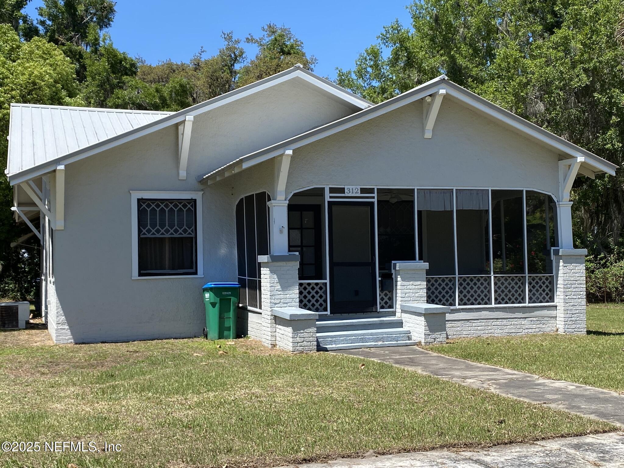 312 Oak Street Crescent City, FL 32112 - Photo 2 of 25 IMG_0973