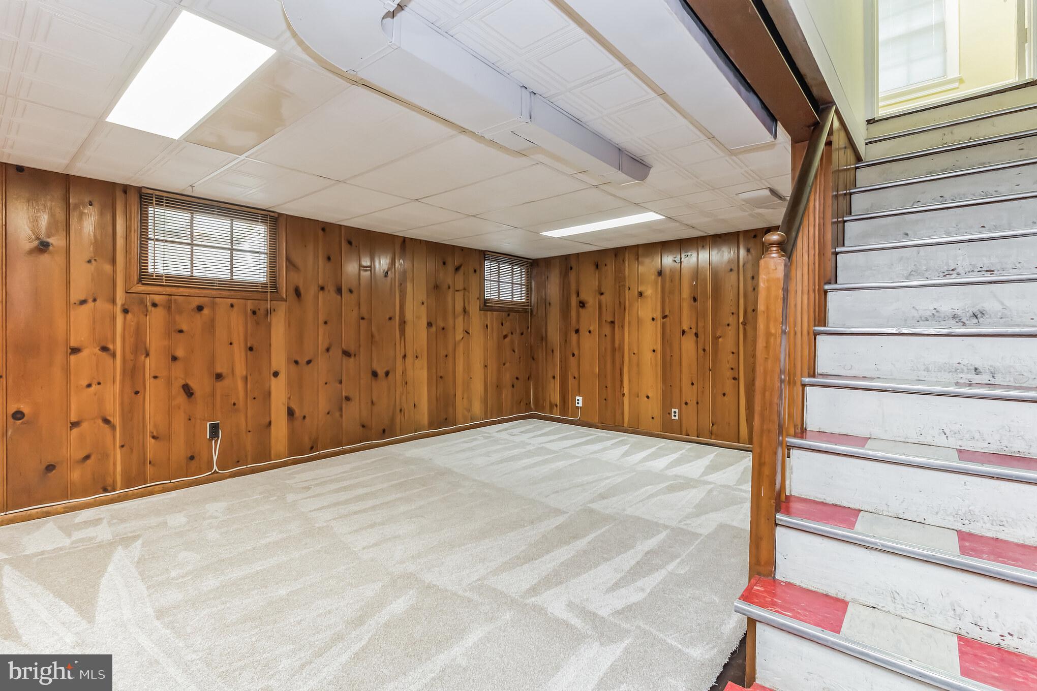 9410 Colesville Road Silver Spring, MD 20901 - Photo 24 of 38 Recreation room