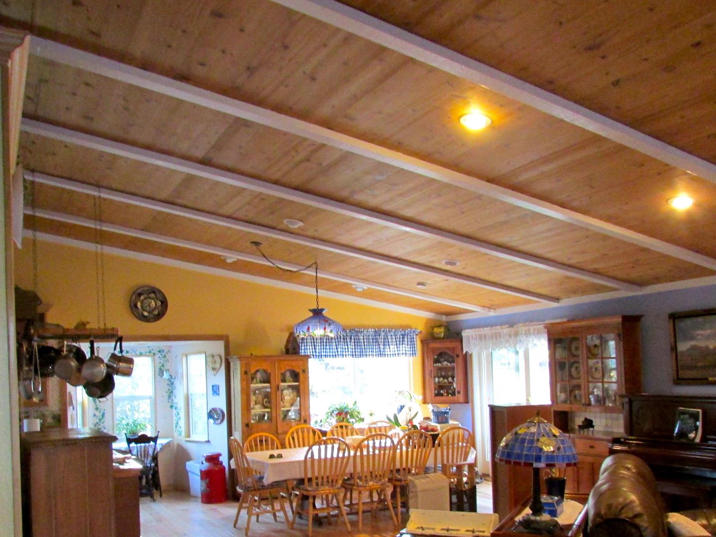 18745 Moro Road Salinas, CA 93907 - Photo 7 of 22 Gallery Image 7