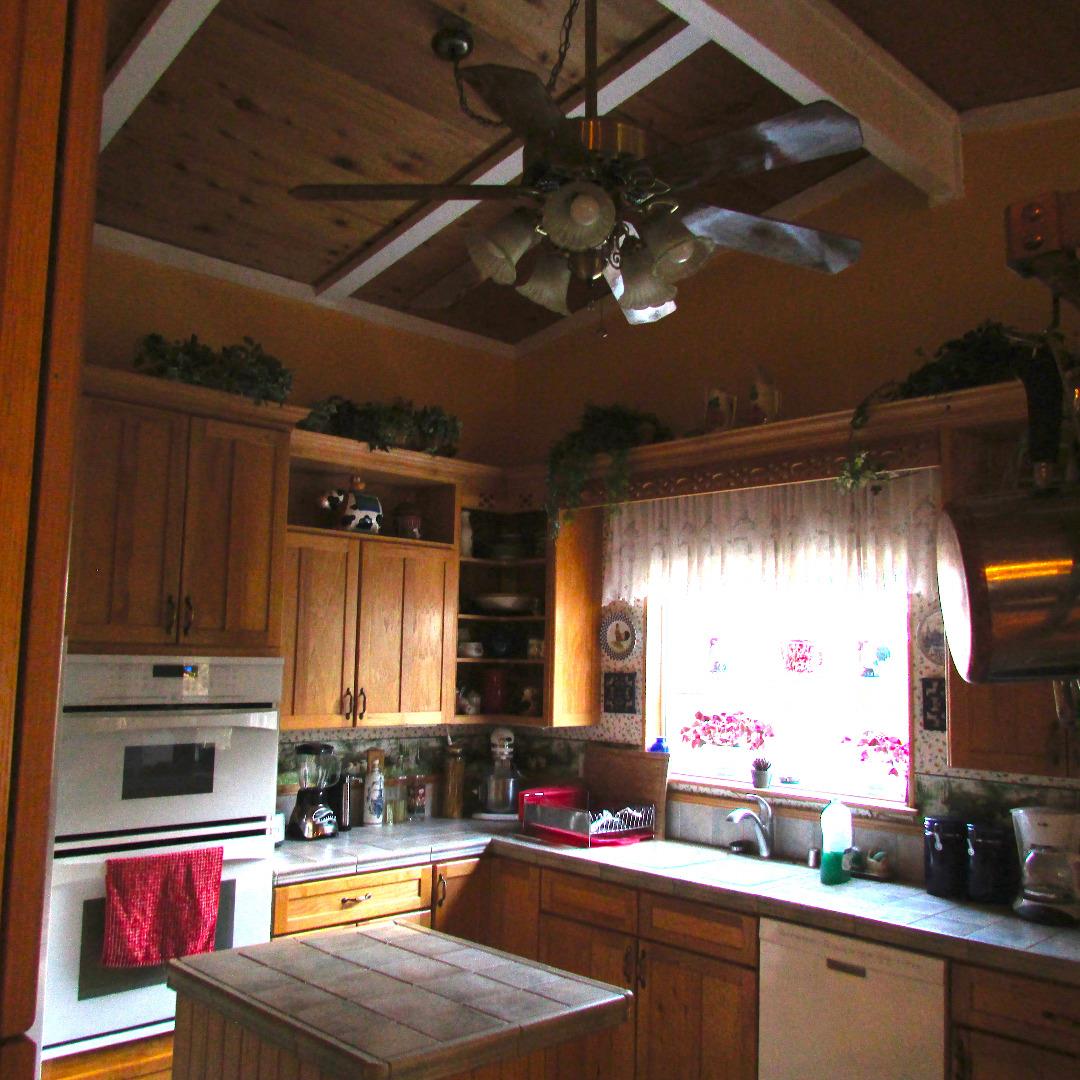 18745 Moro Road Salinas, CA 93907 - Photo 10 of 22 Gallery Image 10